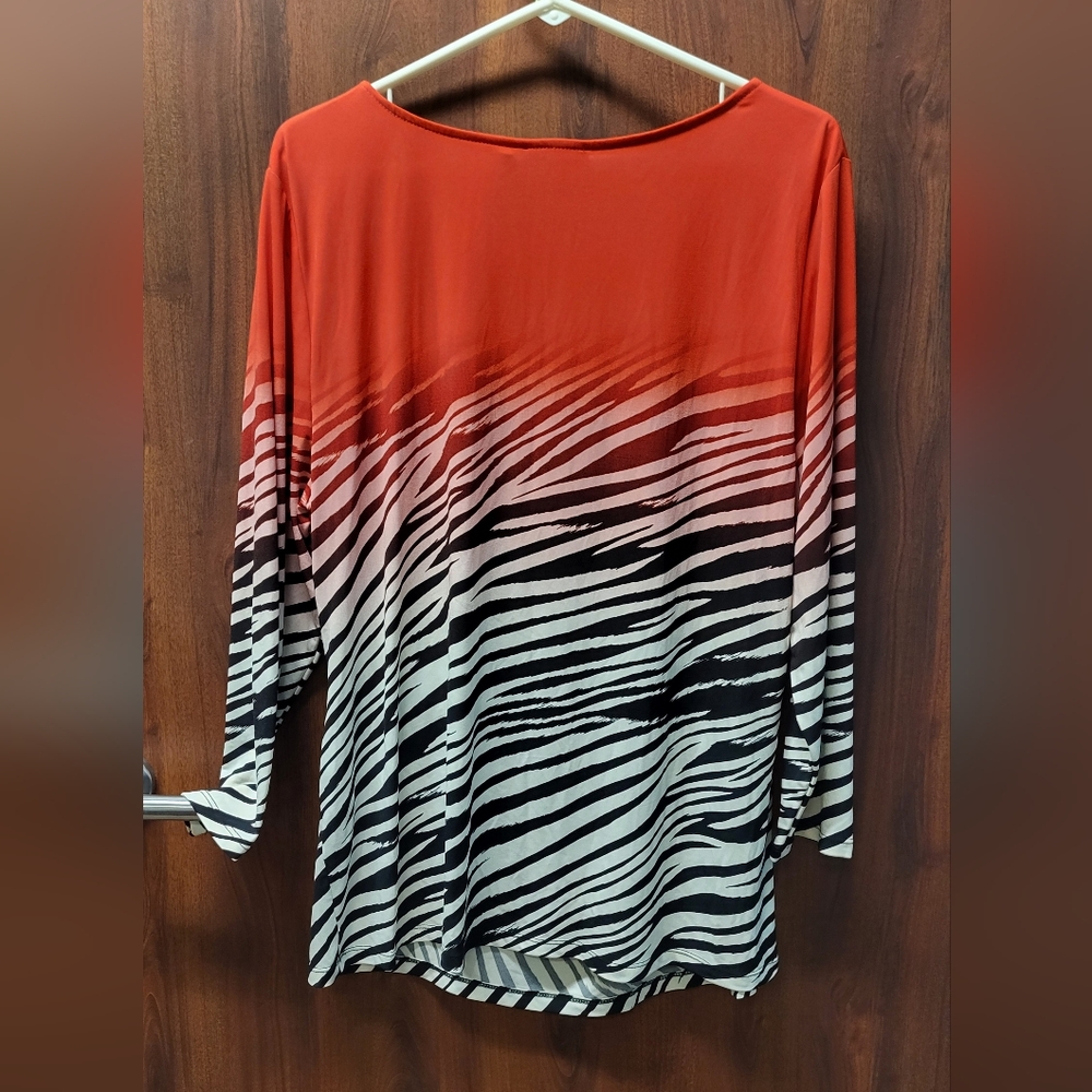 Calvin Klein Leopard Print Top Size X- Large - image 2